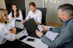 How To Make Your Employees Feel Happy and Be Productive